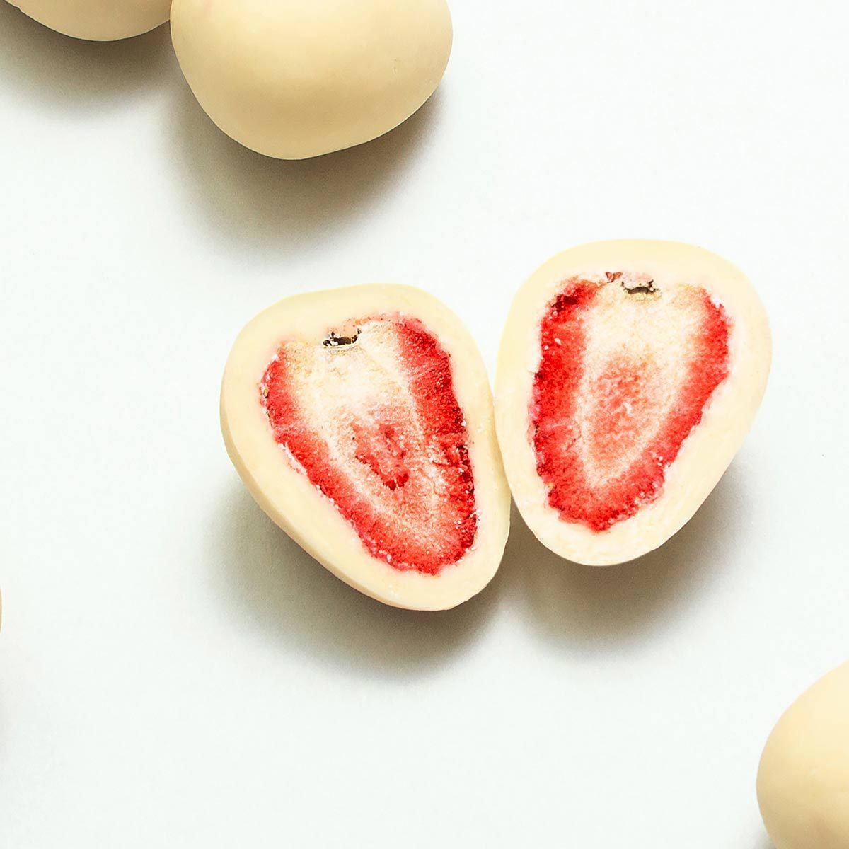 Noosa Natural Chocolate Strawberry Whitechoc