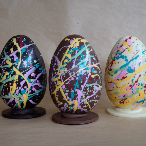 Egg - 17cm - 225g - Splash - **Pickup only due to fragile nature**
